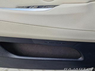 BMW 5 3,0   GT 530d xDrive gran 2011