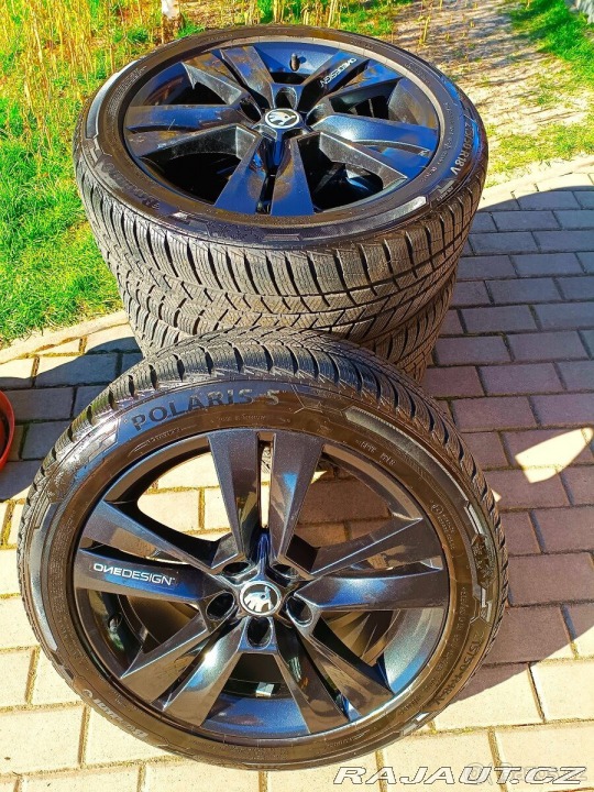 Škoda Karoq 1,6   TDI DSG r.v. 2020 2020