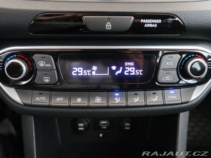 Hyundai i30 1.5T-GDI,MildHyb,CZ,1Maj, 2022