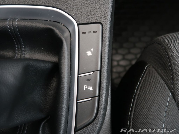 Hyundai i30 1.5T-GDI,MildHyb,CZ,1Maj, 2022