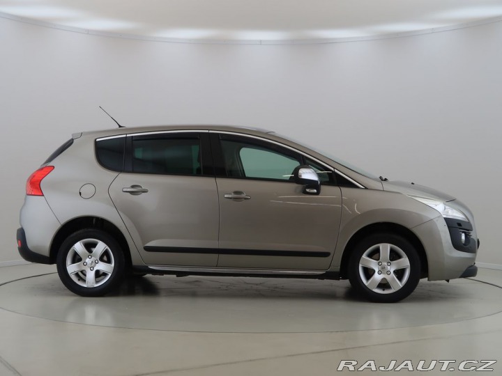 Peugeot 3008 1.6HDI,82kW,AT,Tažné 2010