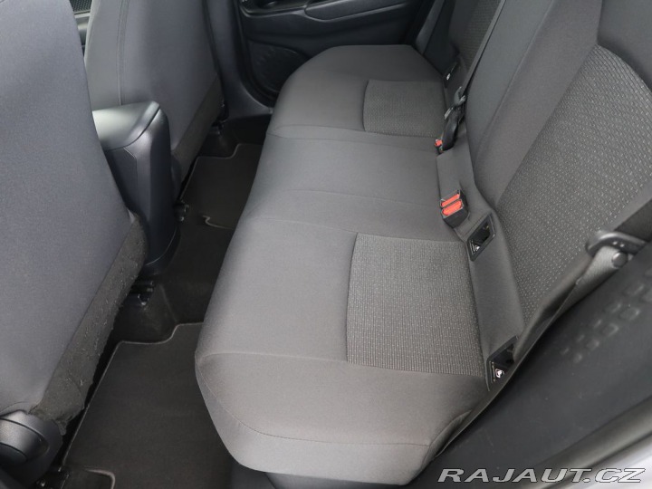 Toyota C-HR 1.8Hybrid,CZ,1Maj,Active 2019