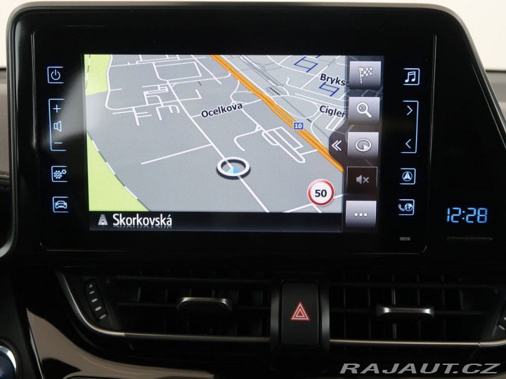 Toyota C-HR 1.8Hybrid,CZ,1Maj,Active 2019