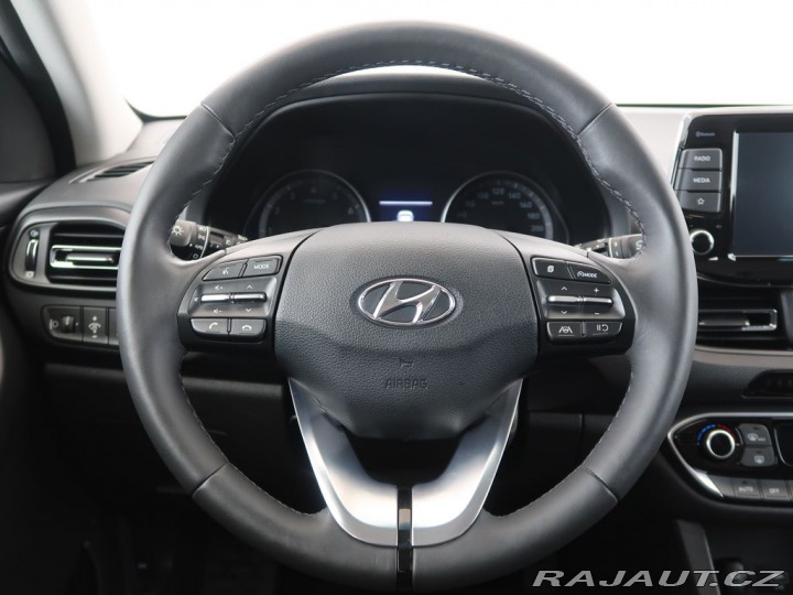 Hyundai i30 1.5T-GDI,MildHyb,CZ,1Maj, 2022