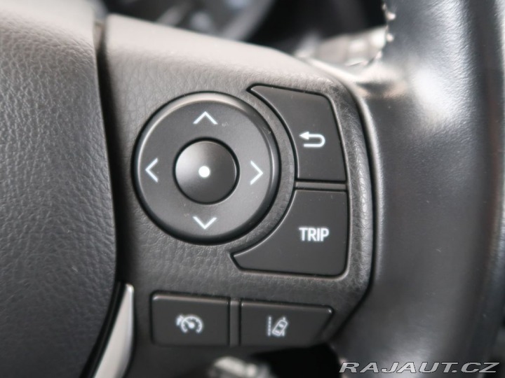 Toyota Auris 1.6Valvematic,CZ,ActiveTr 2018