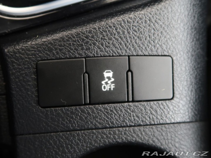 Toyota Auris 1.6Valvematic,CZ,ActiveTr 2018