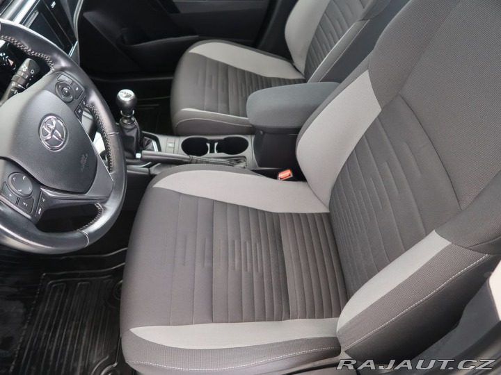 Toyota Auris 1.6Valvematic,CZ,ActiveTr 2018