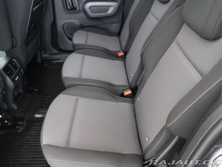 Toyota ProAce 1.5D-4D,AT,L1,FamilyComfo 2024