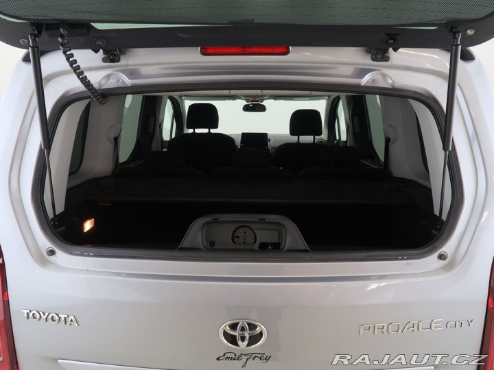 Toyota ProAce City Verso 1.5D-4D,AT,L1,FamilyComfo 2024
