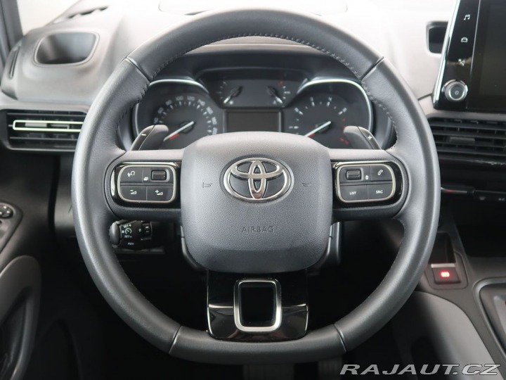 Toyota ProAce City Verso 1.5D-4D,AT,L1,FamilyComfo 2024
