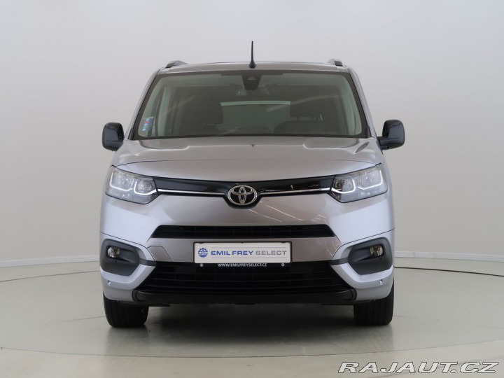 Toyota ProAce City Verso 1.5D-4D,AT,L1,FamilyComfo 2024