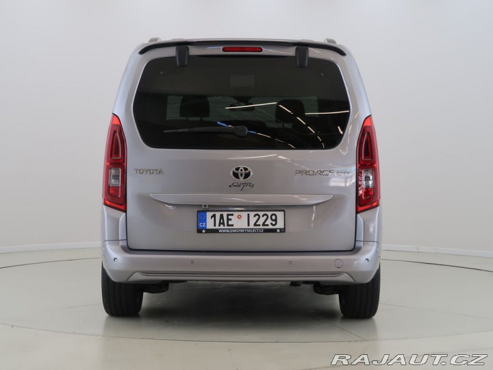 Toyota ProAce 1.5D-4D,AT,L1,FamilyComfo 2024