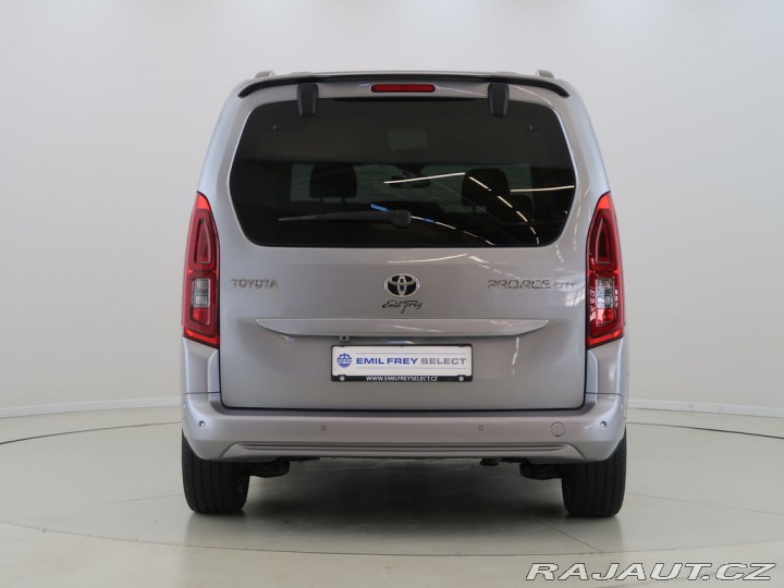 Toyota ProAce City Verso 1.5D-4D,AT,L1,FamilyComfo 2024