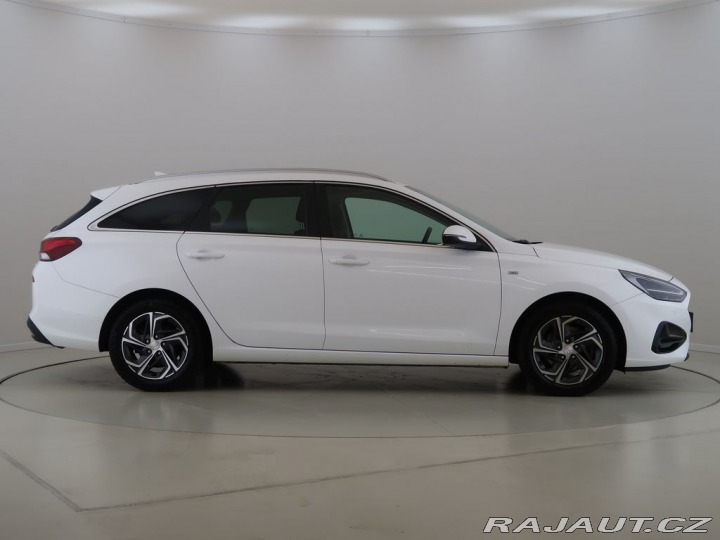 Hyundai i30 1.5T-GDI,MildHyb,CZ,1Maj, 2022
