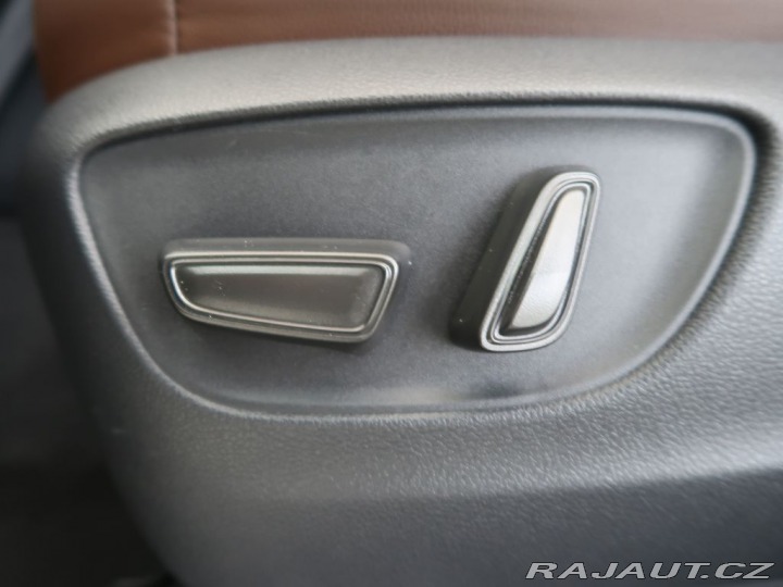 Toyota Land Cruiser 2.8D4-D,4x4,CZ,Invincible 2024