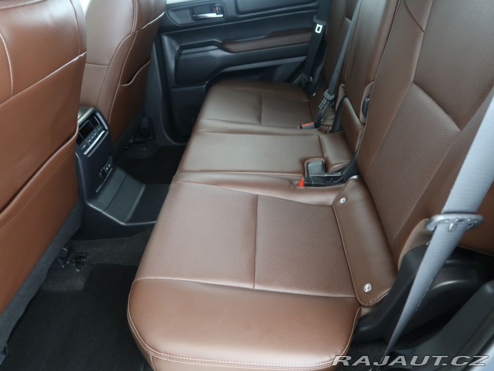 Toyota Land Cruiser 2.8D4-D,4x4,CZ,Invincible 2024