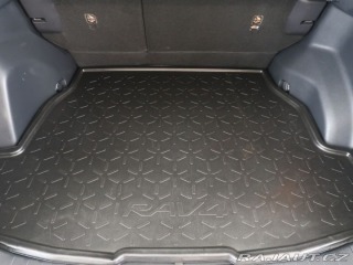 Toyota RAV4 2.5Hybrid,4x4,1Maj,Select 2019