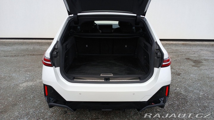 BMW i5 eDrive40 2024