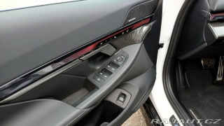 BMW i5 eDrive40 2024