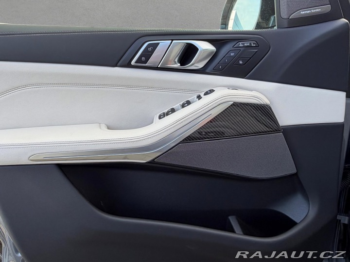 BMW X7 xDrive40i 2025