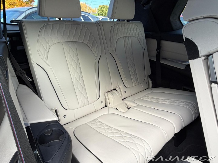 BMW X7 xDrive40i 2025