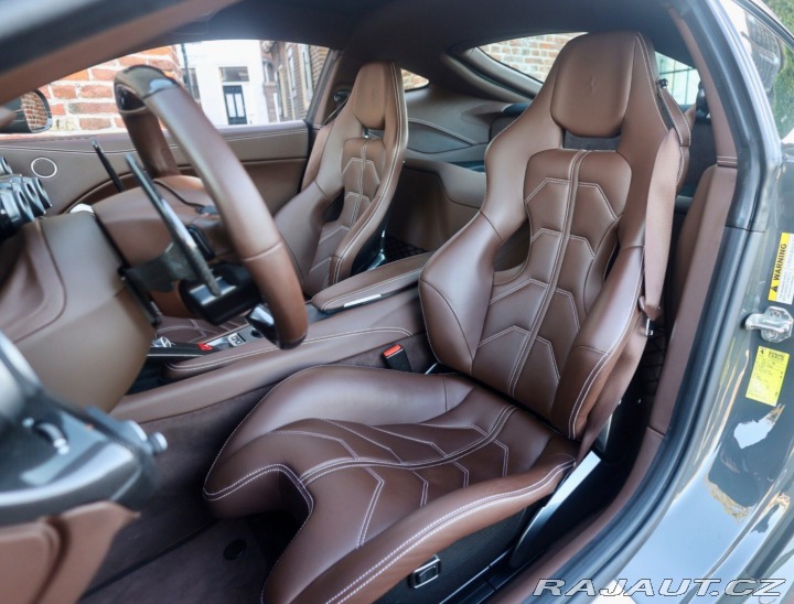 Ferrari Ostatní modely F12 berlinetta  6.3 V12  | Atelier auto 2013