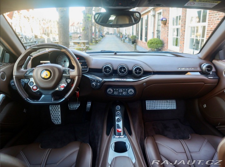 Ferrari Ostatní modely F12 berlinetta  6.3 V12  | Atelier auto 2013