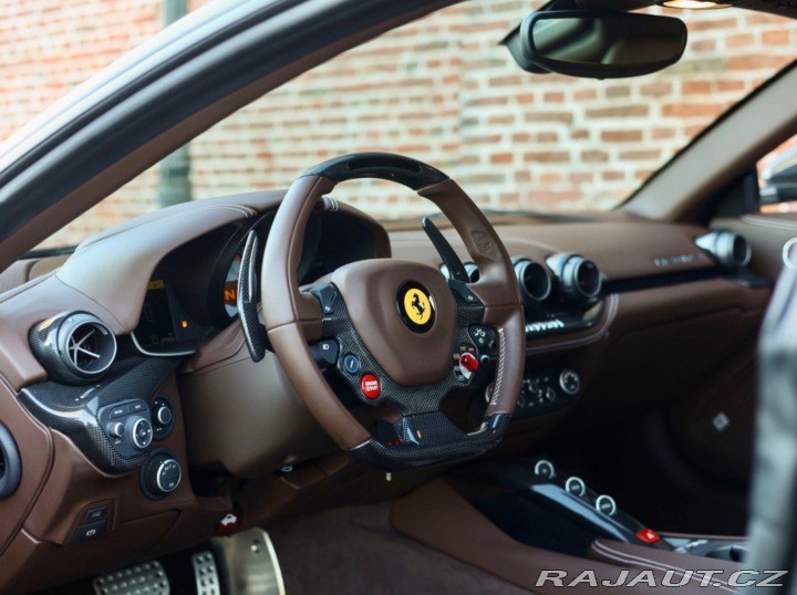 Ferrari Ostatní modely F12 berlinetta  6.3 V12  | Atelier auto 2013