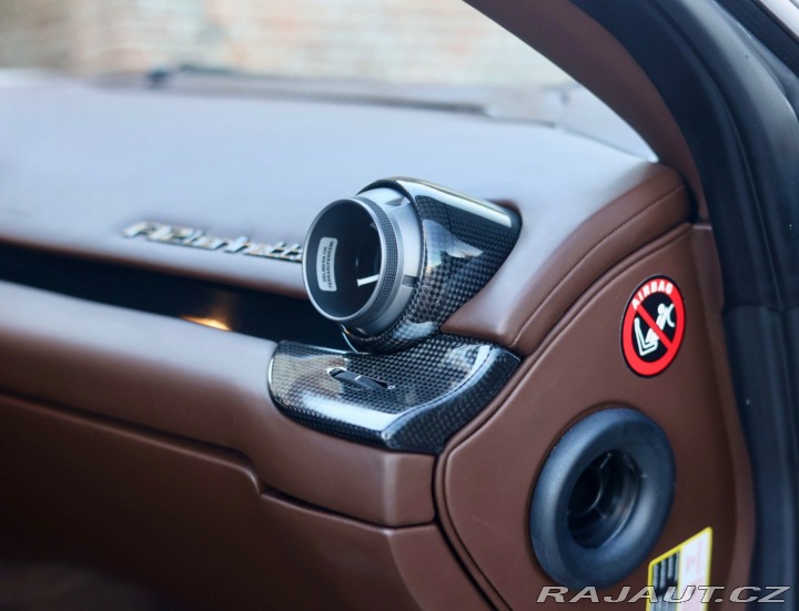 Ferrari Ostatní modely F12 berlinetta  6.3 V12  | Atelier auto 2013