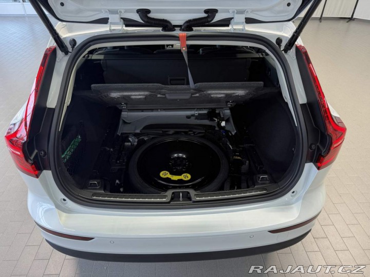 Volvo V60 B4 2.0L 197+14 HP AT7 FWD 2026