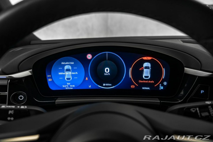 Porsche Macan 4  EL Vzduch BOSE 2026