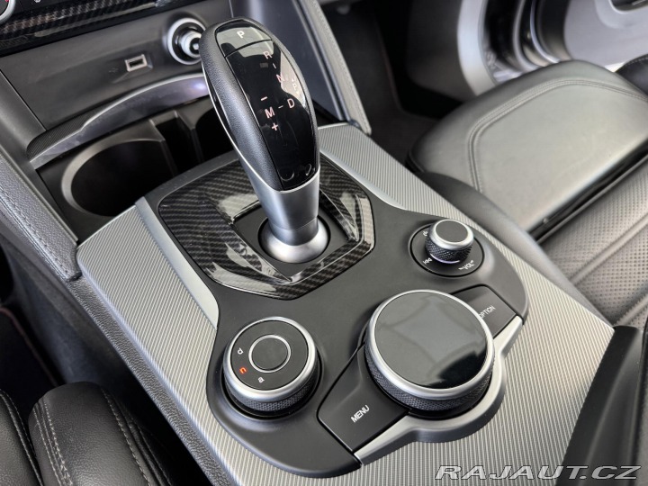 Alfa Romeo Stelvio 2,0T Q4*206kW*VELOCE*MaxV 2019