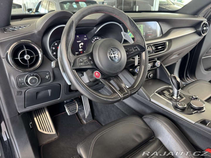 Alfa Romeo Stelvio 2,0T Q4*206kW*VELOCE*MaxV 2019