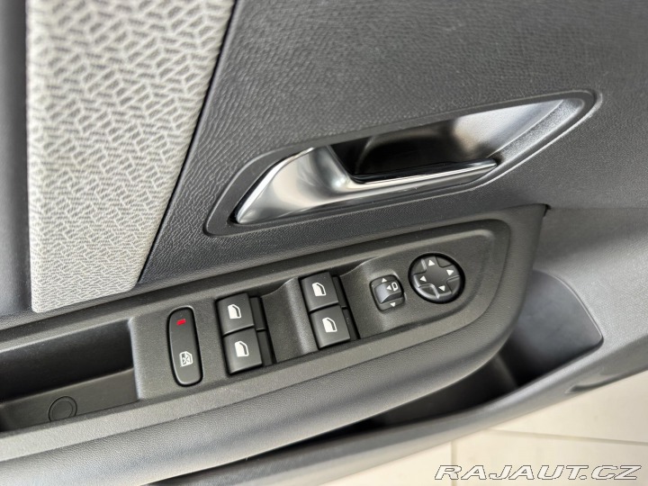 Citroën C4 1,2PT 130*Aut*LED*Kamera* 2023