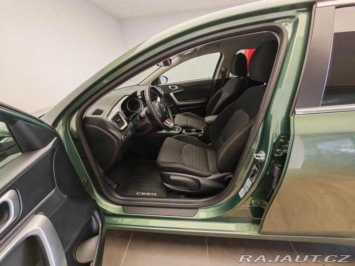 Kia Ceed 1.5 T-GDI KAPPA Automat 2023