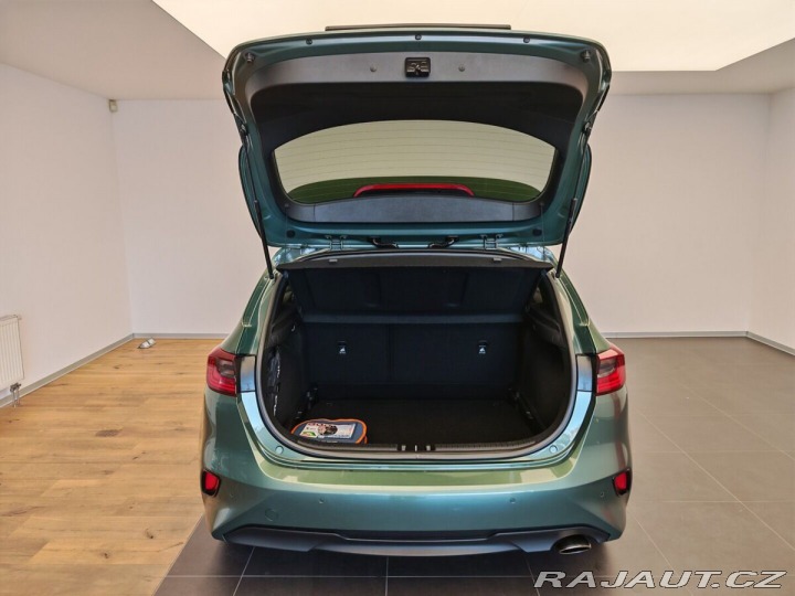 Kia Ceed 1.5 T-GDI KAPPA Automat 2023