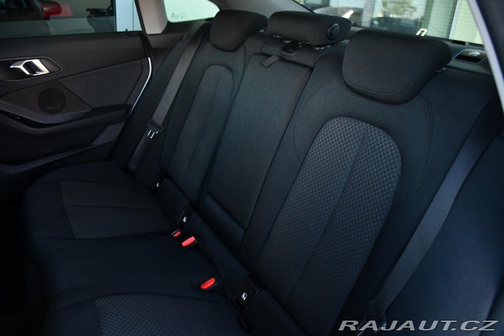 BMW 2 218d LED 1M ČR REZERVACE 2021