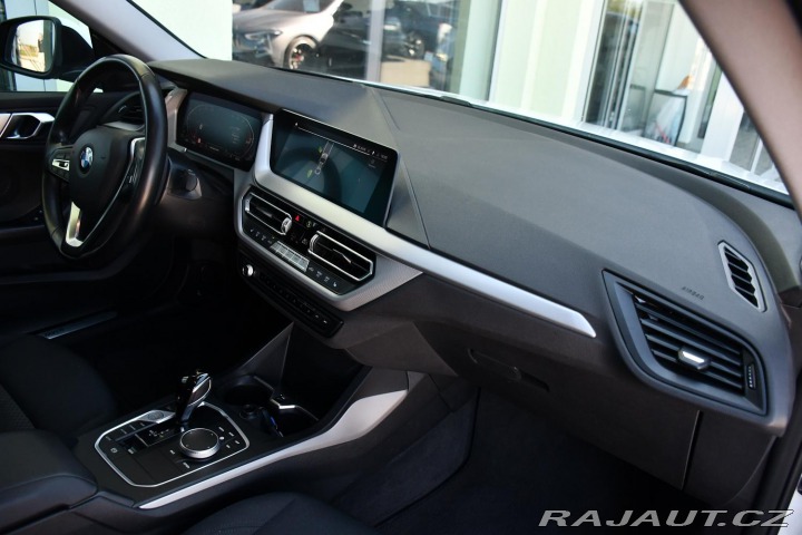 BMW 2 218d LED 1M ČR REZERVACE 2021