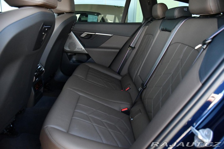 BMW 5 520d M-SPORT ZÁRUKA TAŽNÉ 2024