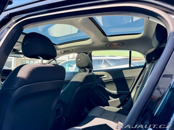 Mercedes-Benz GLA 2,2 CDi 100kw bez koroze 2015