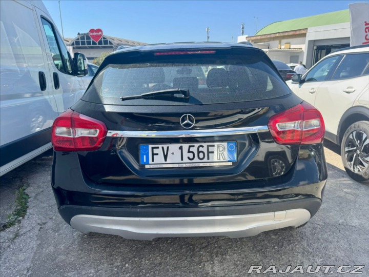 Mercedes-Benz GLA 2,2 CDi 100kw bez koroze 2015