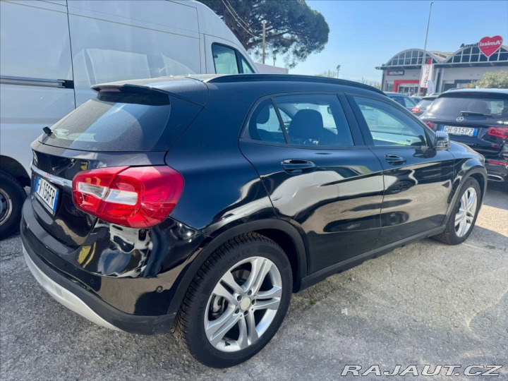 Mercedes-Benz GLA 2,2 CDi 100kw bez koroze 2015