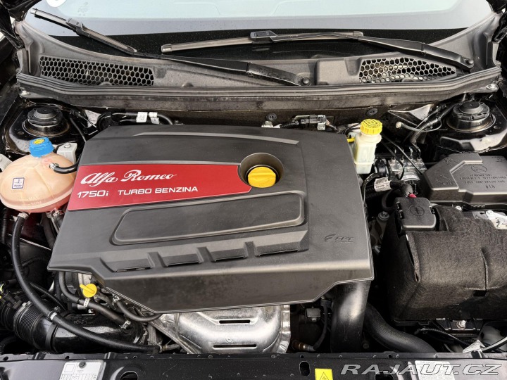 Alfa Romeo Giulietta 1.75 TBi Q.V. REZERVACE 2013