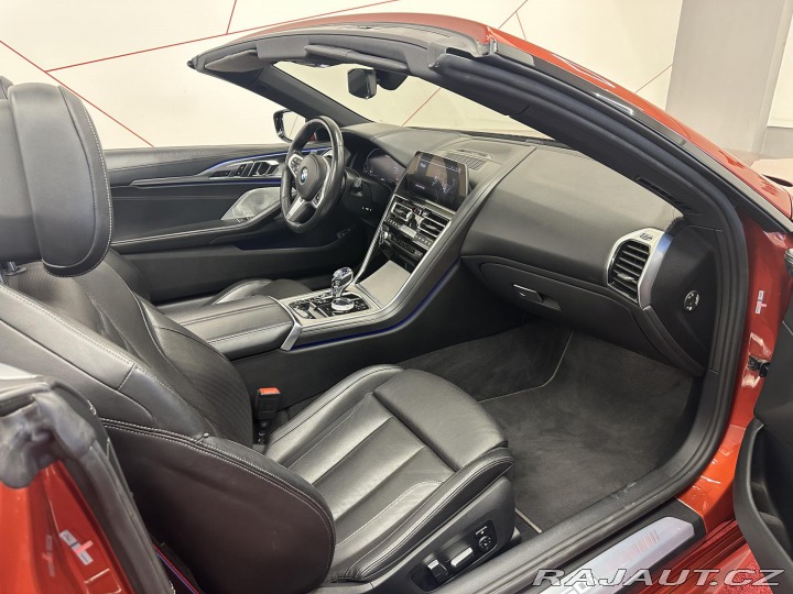 BMW 8 M850i Cabrio HUD*B&W* 2018