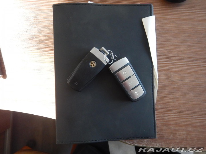 Volkswagen Passat 2.0 TDI, DSG, DIGIKLIMA 2009