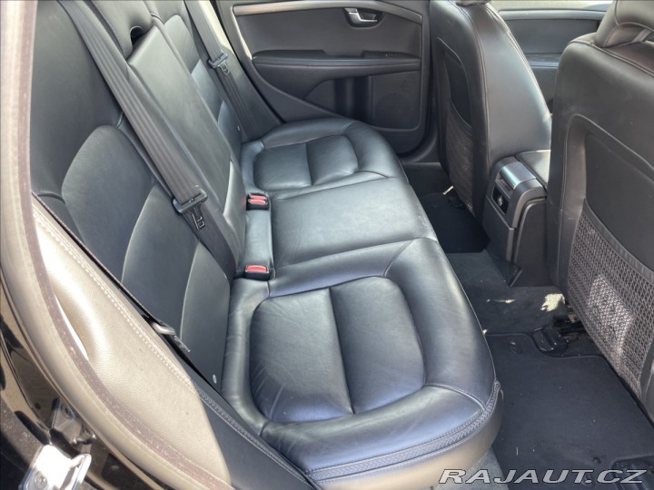 Volvo XC70 2,4 D5 Geartronic Momentu 2014