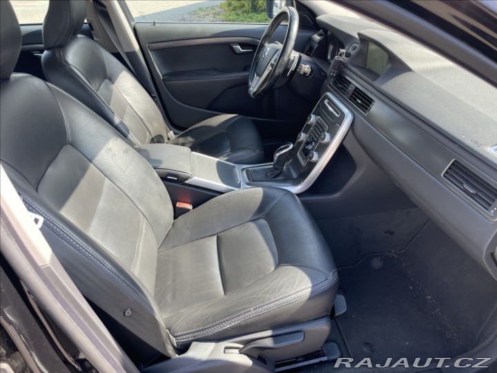 Volvo XC70 2,4 D5 Geartronic Momentu 2014