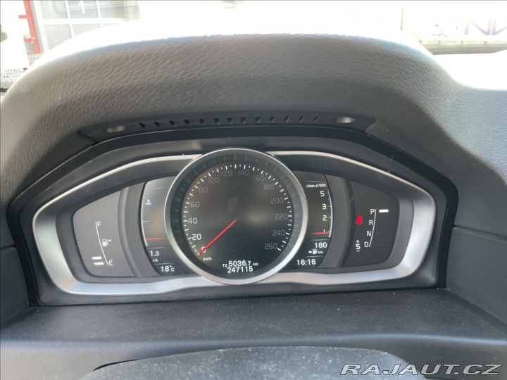 Volvo XC70 2,4 D5 Geartronic Momentu 2014