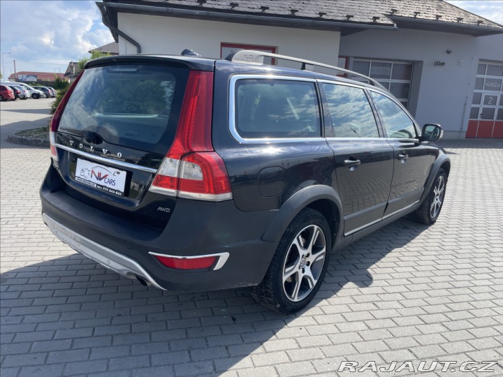 Volvo XC70 2,4 D5 Geartronic Momentu 2014