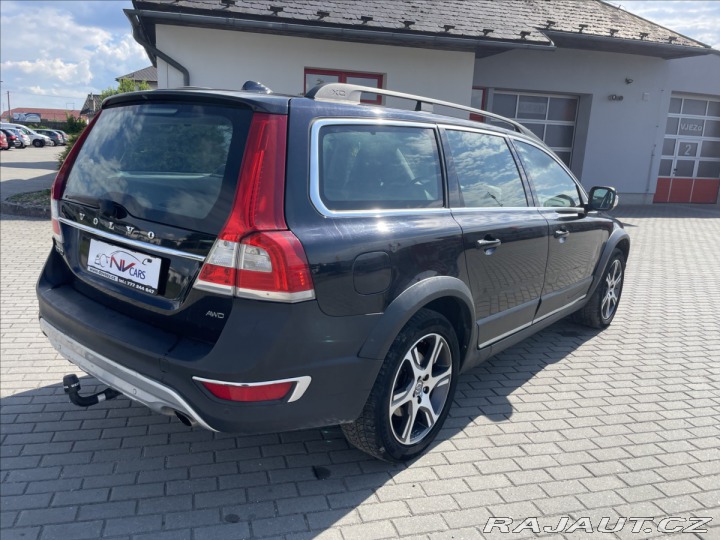 Volvo XC70 2,4 D5 Geartronic Momentu 2014